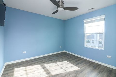 Tiny photo for 2084 Canyon Creek Court, Aurora, IL 60503 (MLS # 12521727)