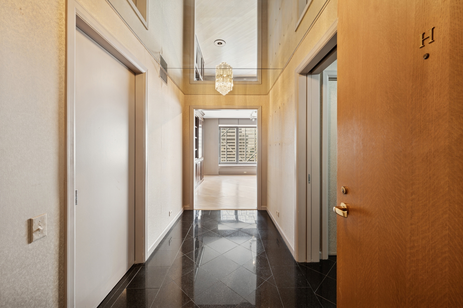 161 E Chicago Avenue 32AH