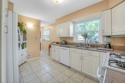 Tiny photo for 2122 Evans Road, Flossmoor, IL 60422 (MLS # 12499475)