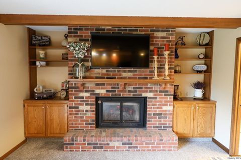 Tiny photo for 2123 S 30th Street, Quincy, IL 62301 (MLS # 12521566)