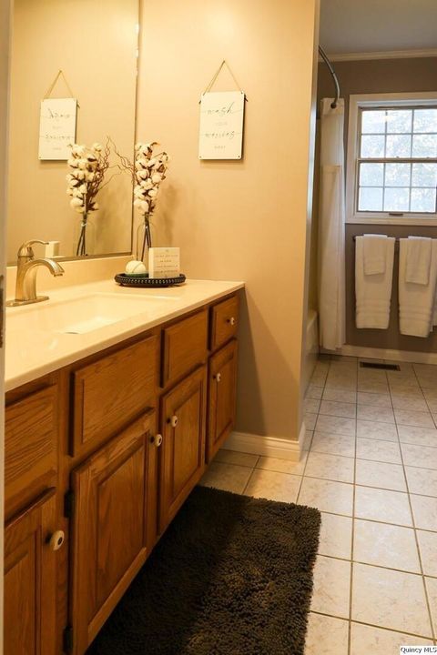 Tiny photo for 2123 S 30th Street, Quincy, IL 62301 (MLS # 12521566)