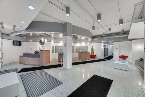 Tiny photo for 212 E CULLERTON Street #811, Chicago, IL 60616 (MLS # 12538950)