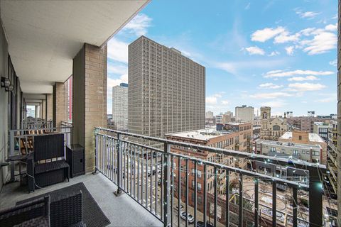 Tiny photo for 212 E CULLERTON Street #811, Chicago, IL 60616 (MLS # 12538950)