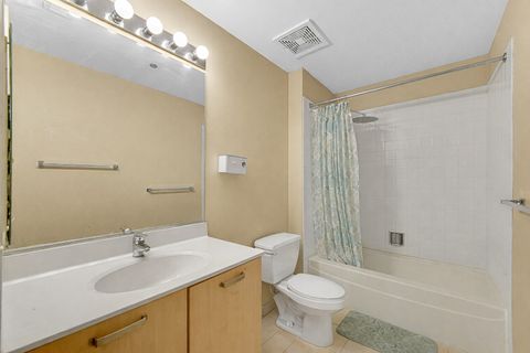 Tiny photo for 212 E CULLERTON Street #811, Chicago, IL 60616 (MLS # 12538950)