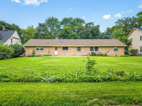 Tiny photo for 1324 S 3rd Street, St. Charles, IL 60174 (MLS # 12737260)