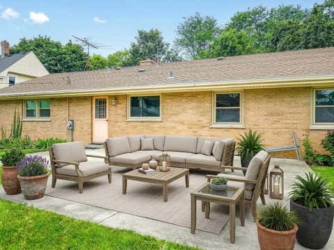 Tiny photo for 1324 S 3rd Street, St. Charles, IL 60174 (MLS # 12737260)