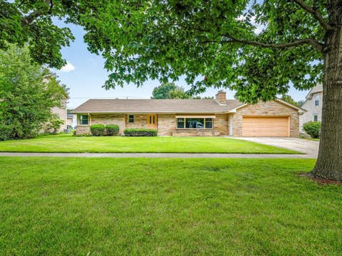 Tiny photo for 1324 S 3rd Street, St. Charles, IL 60174 (MLS # 12737260)