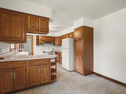 Tiny photo for 1324 S 3rd Street, St. Charles, IL 60174 (MLS # 12737260)