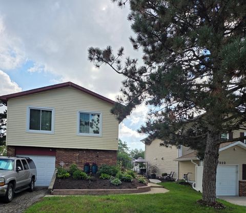 Tiny photo for 210 Mill Stream Drive, Bolingbrook, IL 60440 (MLS # 12458554)