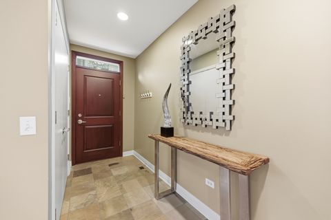 Tiny photo for 2649 N Hermitage Avenue, Chicago, IL 60614 (MLS # 12484495)