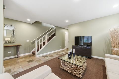 Tiny photo for 2649 N Hermitage Avenue, Chicago, IL 60614 (MLS # 12484495)