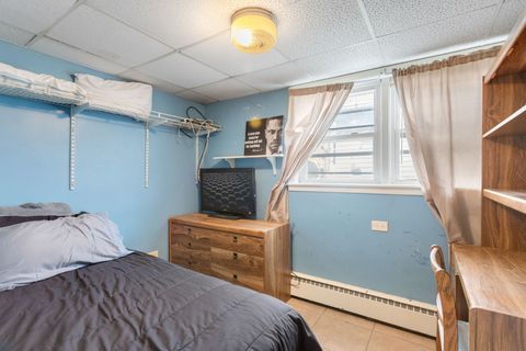 Tiny photo for 4249 Custer Avenue, Lyons, IL 60534 (MLS # 12589380)