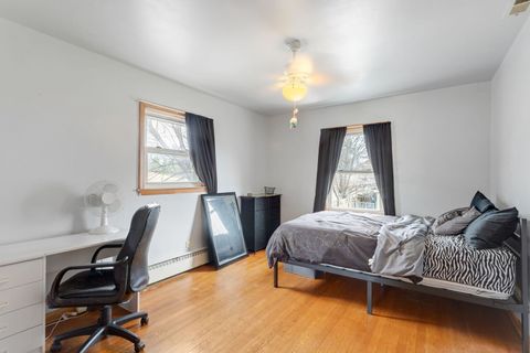 Tiny photo for 4249 Custer Avenue, Lyons, IL 60534 (MLS # 12589380)