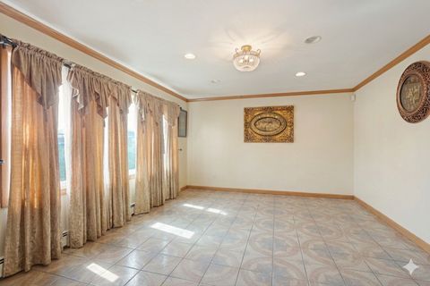 Tiny photo for 4249 Custer Avenue, Lyons, IL 60534 (MLS # 12589380)