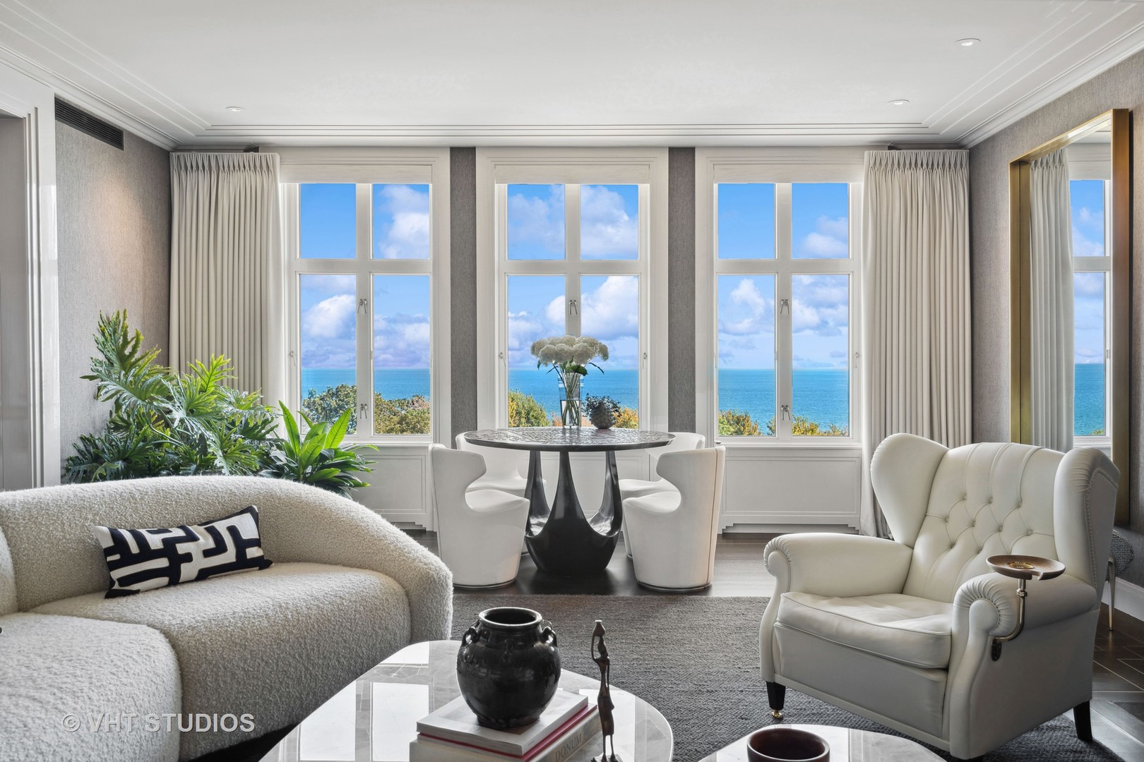 1540 N Lake Shore Drive 8N