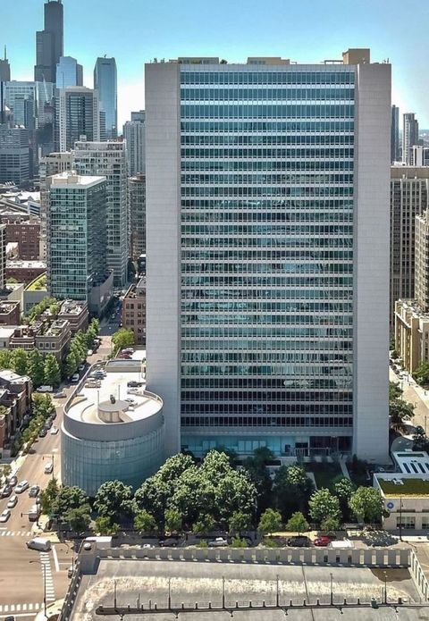 Photo of 500 W Superior Street #1307, Chicago, IL 60654 (MLS # 12605840)