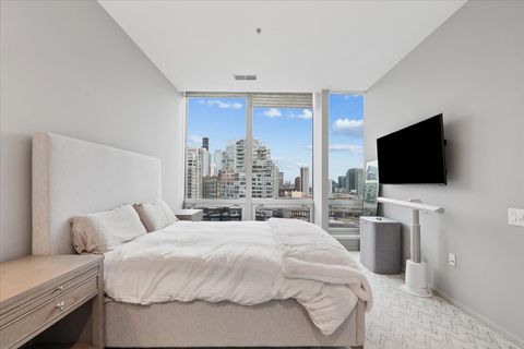 Tiny photo for 500 W Superior Street #1307, Chicago, IL 60654 (MLS # 12605840)