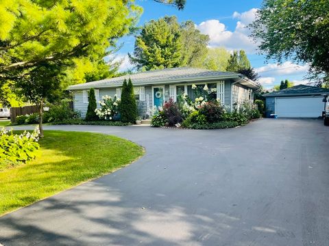 Photo of 3409 Glen Flora Avenue, Gurnee, IL 60031 (MLS # 12477312)