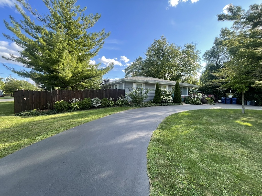 3409 Glen Flora Avenue