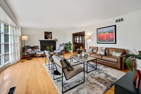 Tiny photo for 6750 County Line Lane, Burr Ridge, IL 60527 (MLS # 12516171)