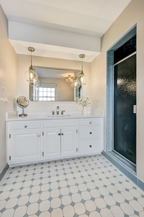 Tiny photo for 6750 County Line Lane, Burr Ridge, IL 60527 (MLS # 12516171)