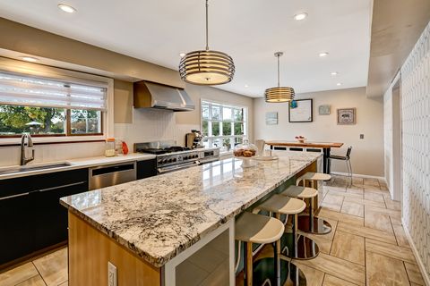 Tiny photo for 6750 County Line Lane, Burr Ridge, IL 60527 (MLS # 12516171)