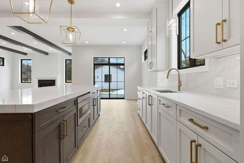 Tiny photo for 135 Elmore Street, Park Ridge, IL 60068 (MLS # 12570776)