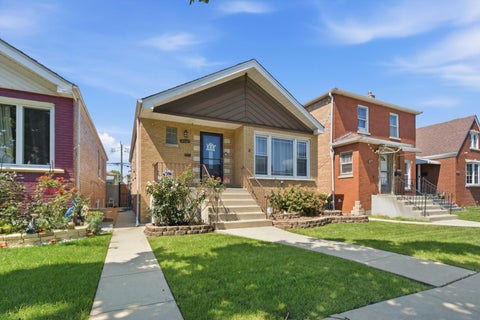 Photo of 6038 S Komensky Avenue, Chicago, IL 60629 (MLS # 12743208)