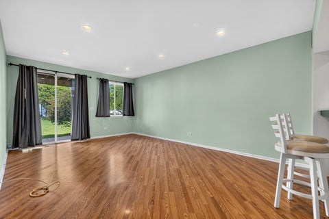 Tiny photo for 178 Cripple Creek Court #1, Schaumburg, IL 60194 (MLS # 12680705)