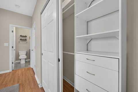 Tiny photo for 178 Cripple Creek Court #1, Schaumburg, IL 60194 (MLS # 12680705)