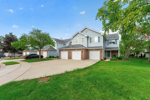 Tiny photo for 178 Cripple Creek Court #1, Schaumburg, IL 60194 (MLS # 12680705)