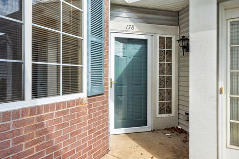 Tiny photo for 178 Cripple Creek Court #1, Schaumburg, IL 60194 (MLS # 12680705)