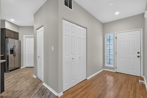 Tiny photo for 178 Cripple Creek Court #1, Schaumburg, IL 60194 (MLS # 12680705)