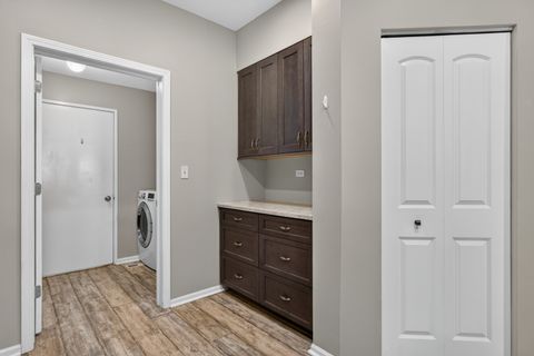 Tiny photo for 178 Cripple Creek Court #1, Schaumburg, IL 60194 (MLS # 12680705)
