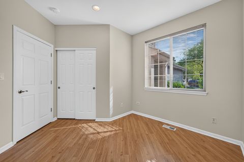 Tiny photo for 178 Cripple Creek Court #1, Schaumburg, IL 60194 (MLS # 12680705)