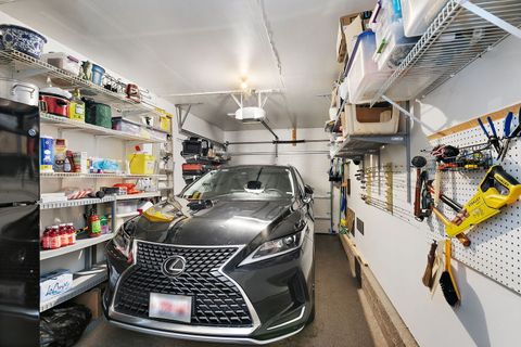 Tiny photo for 993 W Longmeadow Court #1028, Lake Barrington, IL 60010 (MLS # 12624333)