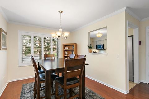 Tiny photo for 993 W Longmeadow Court #1028, Lake Barrington, IL 60010 (MLS # 12624333)