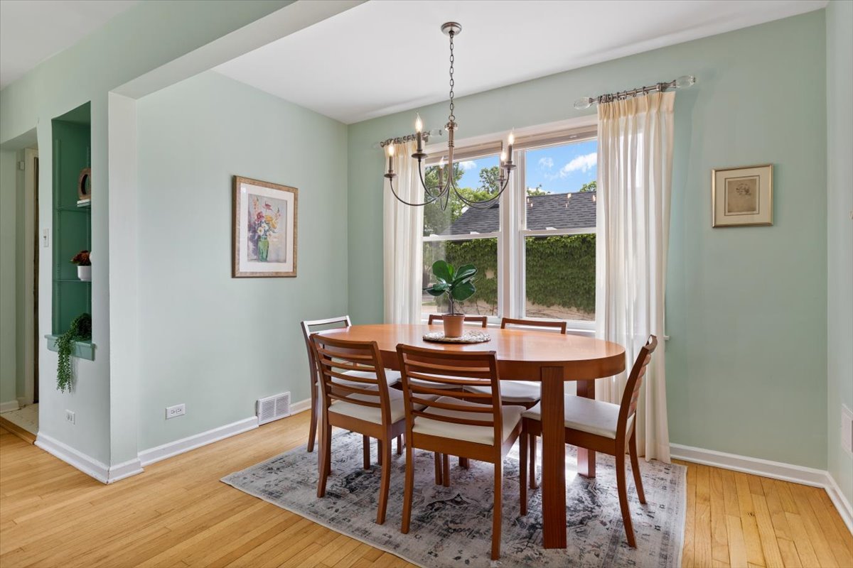 1718 N 79th Court