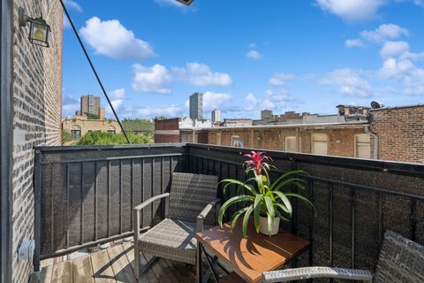 Tiny photo for 4144 N Sheridan Road #408, Chicago, IL 60613 (MLS # 12461873)