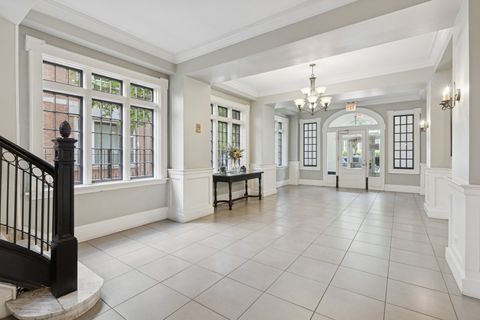 Tiny photo for 4144 N Sheridan Road #408, Chicago, IL 60613 (MLS # 12461873)