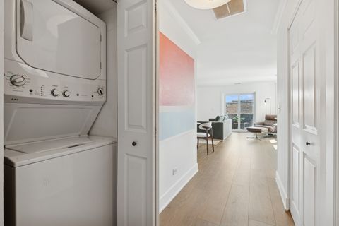 Tiny photo for 4144 N Sheridan Road #408, Chicago, IL 60613 (MLS # 12461873)