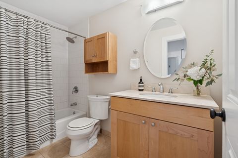 Tiny photo for 4144 N Sheridan Road #408, Chicago, IL 60613 (MLS # 12461873)