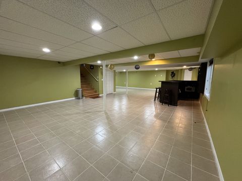 Tiny photo for 39302 N Queensbury Lane, Beach Park, IL 60083 (MLS # 12637461)