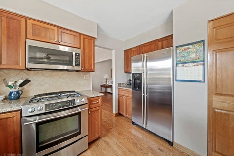 Tiny photo for 1725 Monmouth Place, Downers Grove, IL 60516 (MLS # 12720389)