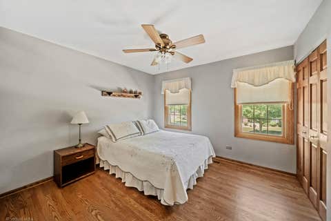 Tiny photo for 1725 Monmouth Place, Downers Grove, IL 60516 (MLS # 12720389)