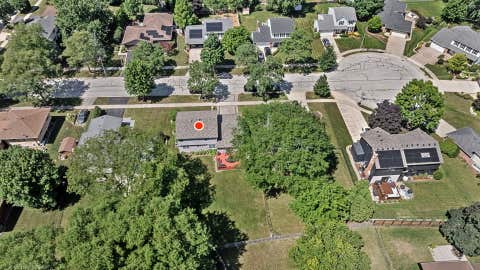 Tiny photo for 1725 Monmouth Place, Downers Grove, IL 60516 (MLS # 12720389)