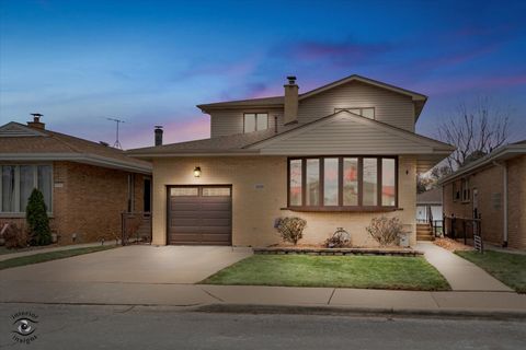 Tiny photo for Chicago, IL 60655 (MLS # 12535457)