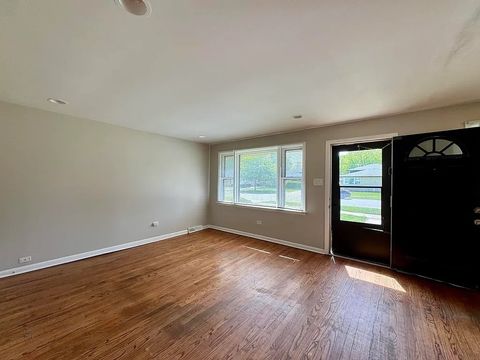 Tiny photo for 14401 Kolin Avenue, Midlothian, IL 60445 (MLS # 12547833)