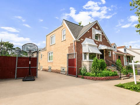 Tiny photo for 6952 W Summerdale Avenue, Chicago, IL 60656 (MLS # 12718299)