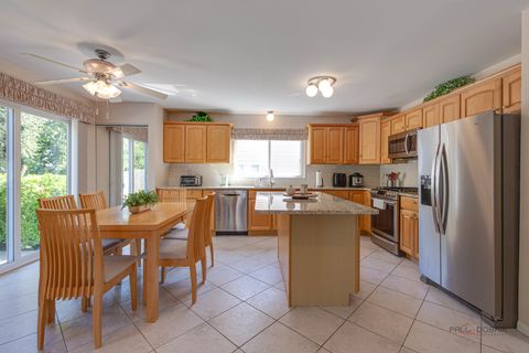 Tiny photo for 4482 W TUCKER Lane, Waukegan, IL 60085 (MLS # 12466444)